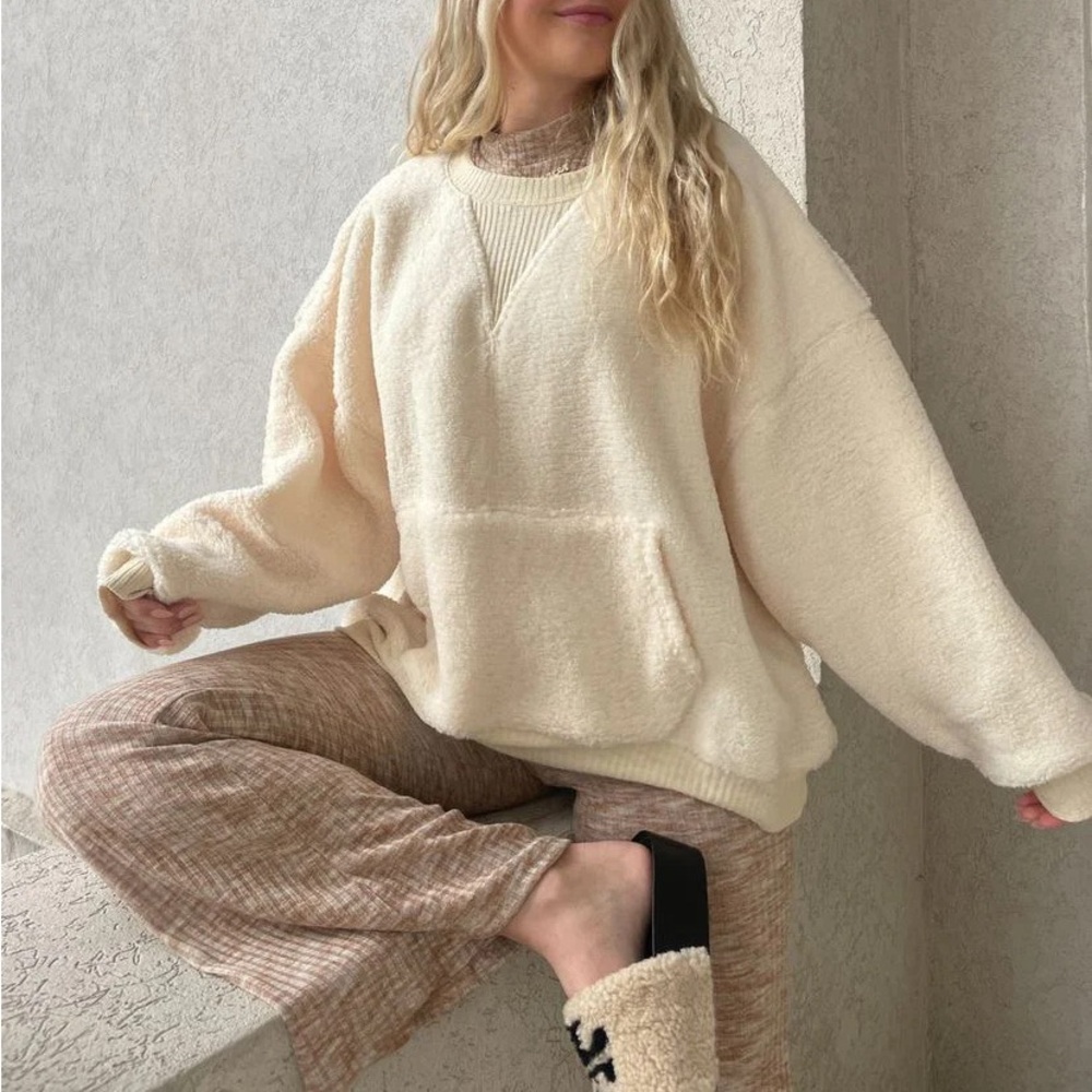 Sherpa Pullover 🤍🧸